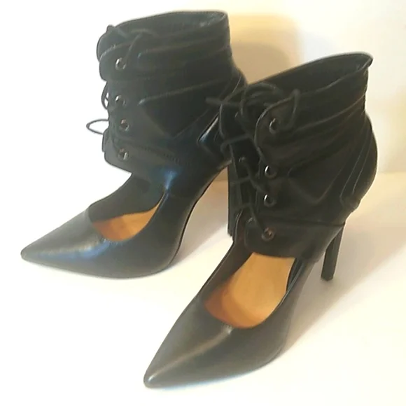Isabella Rue Lace Up Heels Size 9 - Picture 8 of 10